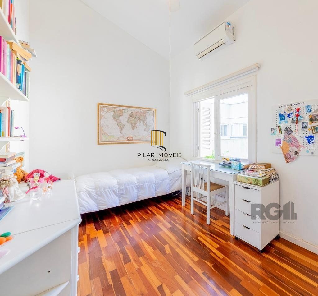 Casa Para comprar com 5 Dormitórios na Chácara das Pedras