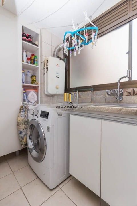 Apartamento Semimobiliado de 3 Quartos no Bairro Boa Vista