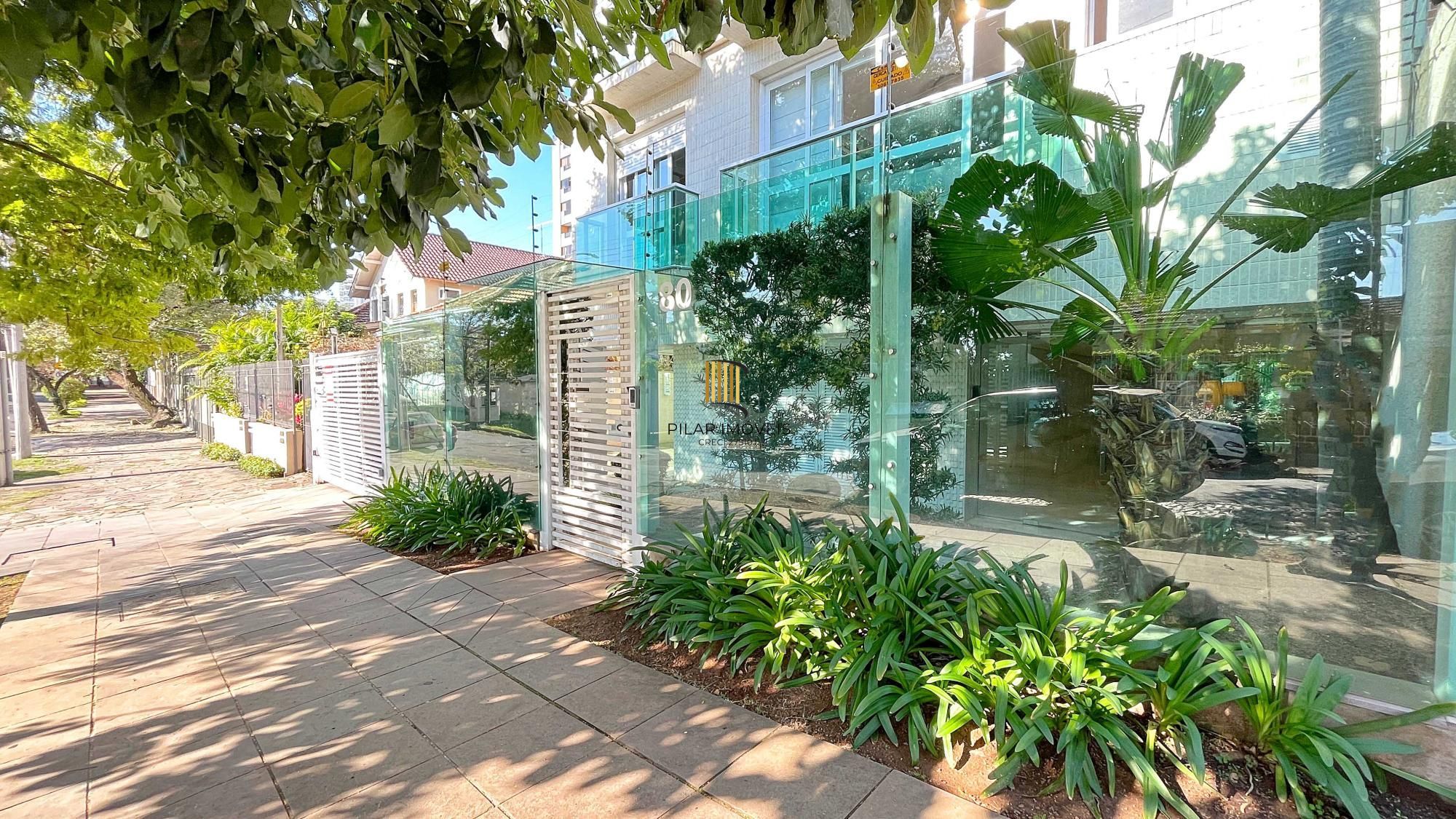 Apartamento a venda semi-mobiliado com dois dormitórios no bairro São João/PoA