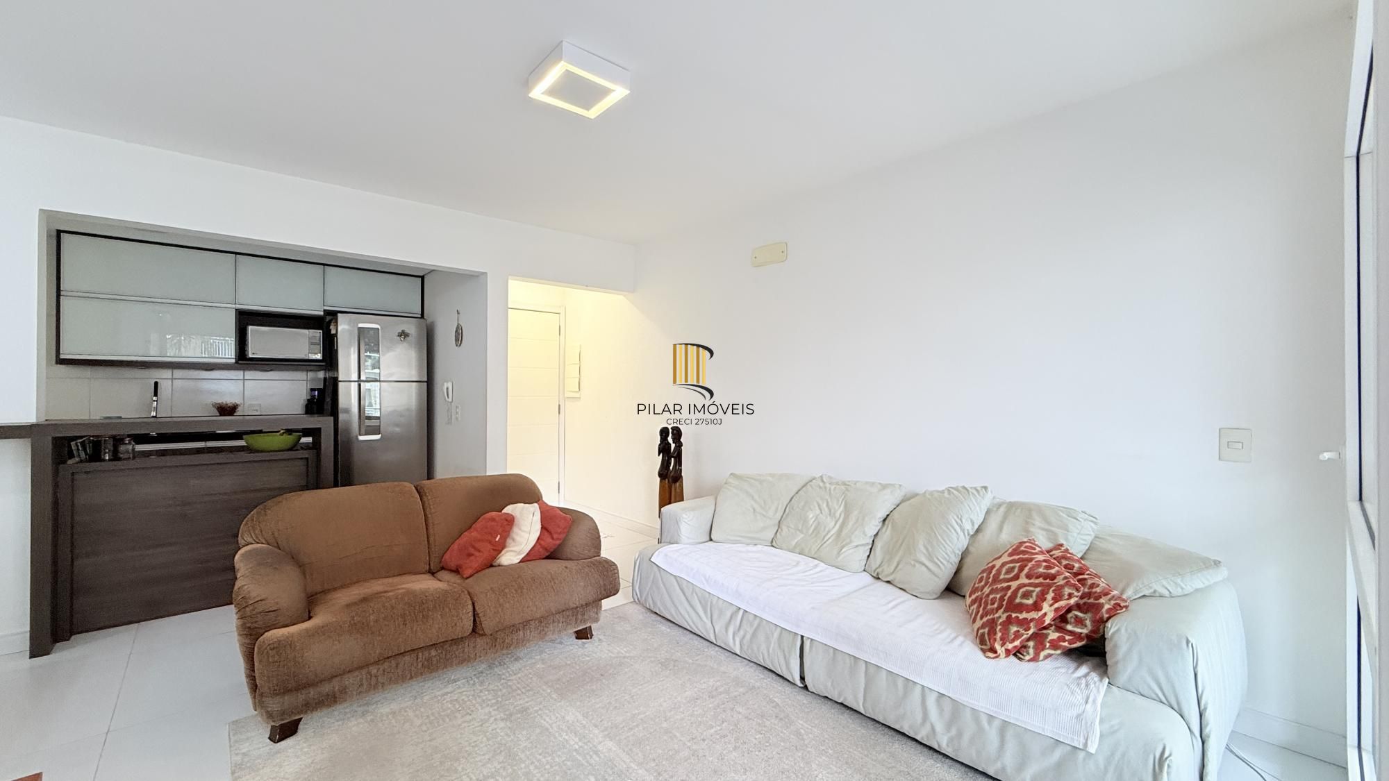 3 Dormitórios com Suíte | 90m² | Lareira e Churrasqueira | Bravo Melnick