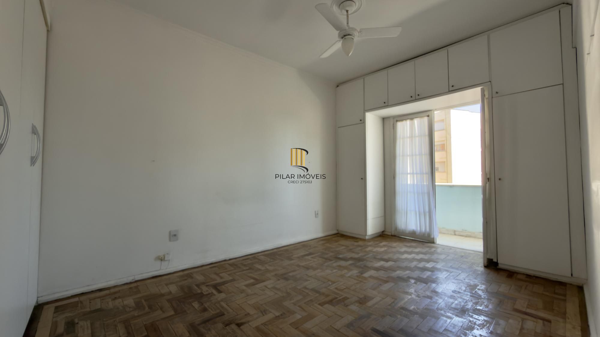 Apartamento 3 quartos para comprar no Ed. Jardim Sevigné. Centro Histórico.