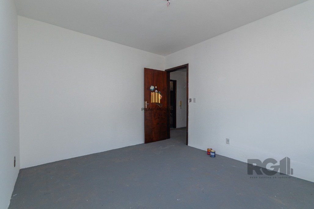 Casa/sobrado para Comprar com 4 dormitórios no bairro  Chácara das Pedras.