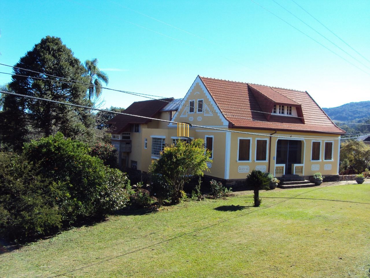Área para comprar com casas Enxaimel em Nova Petrópolis.