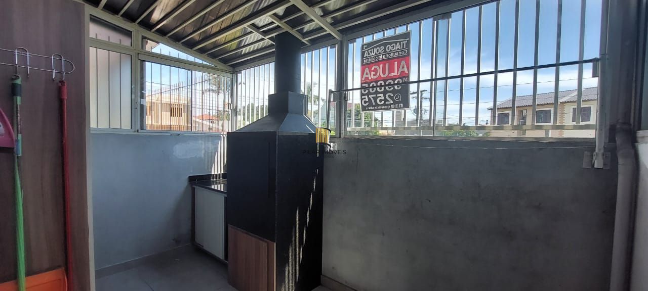 Boletto Imóveis vende casa em Canoas , 2 dormitórios, 1 banheiro, 1 lavabo, garagem para 2 carros,  com móveis fixos em MDF, em fino acabamento.