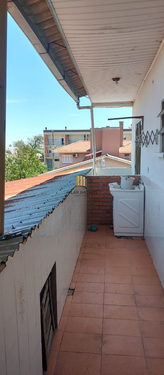 Vende Casa Comercial com deposito nos fundos, 289,80m²