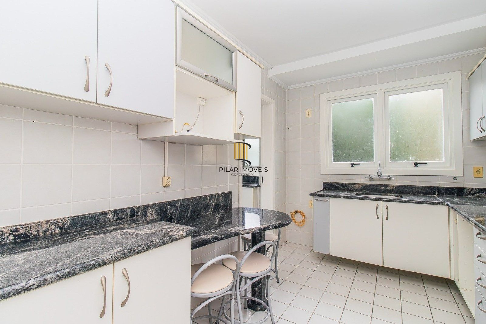 Apartamento com 118m² e 3 dormitórios, 1 suíte, 2 vagas no bairro Higienópolis
