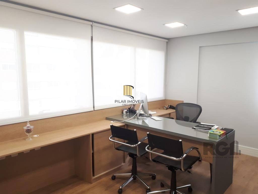 Ótima sala finamente mobiliada para Comprar no bairro Petrópolis - Porto Alegre