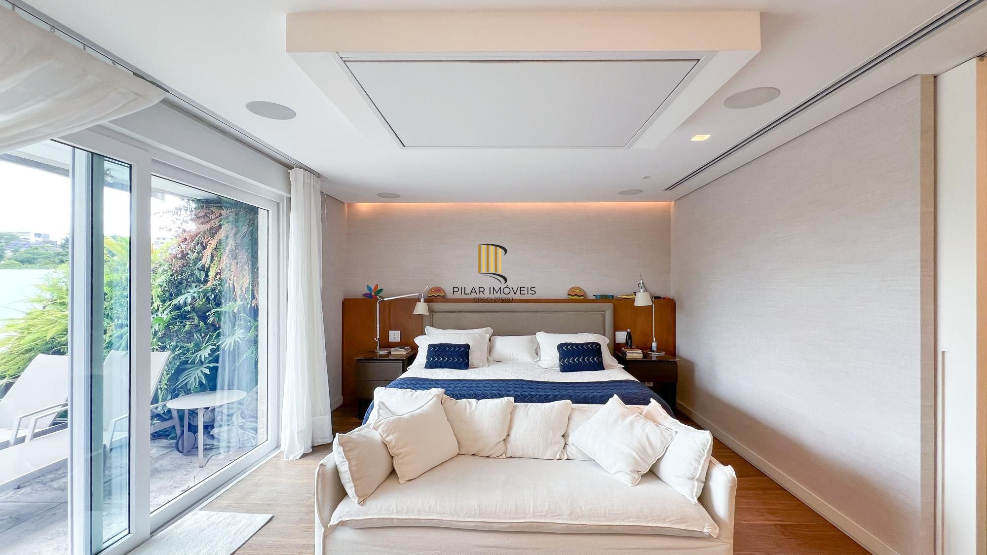 Mansão Suspensa Mobiliada no Las Piedras com piscina e vista para a mata nativa