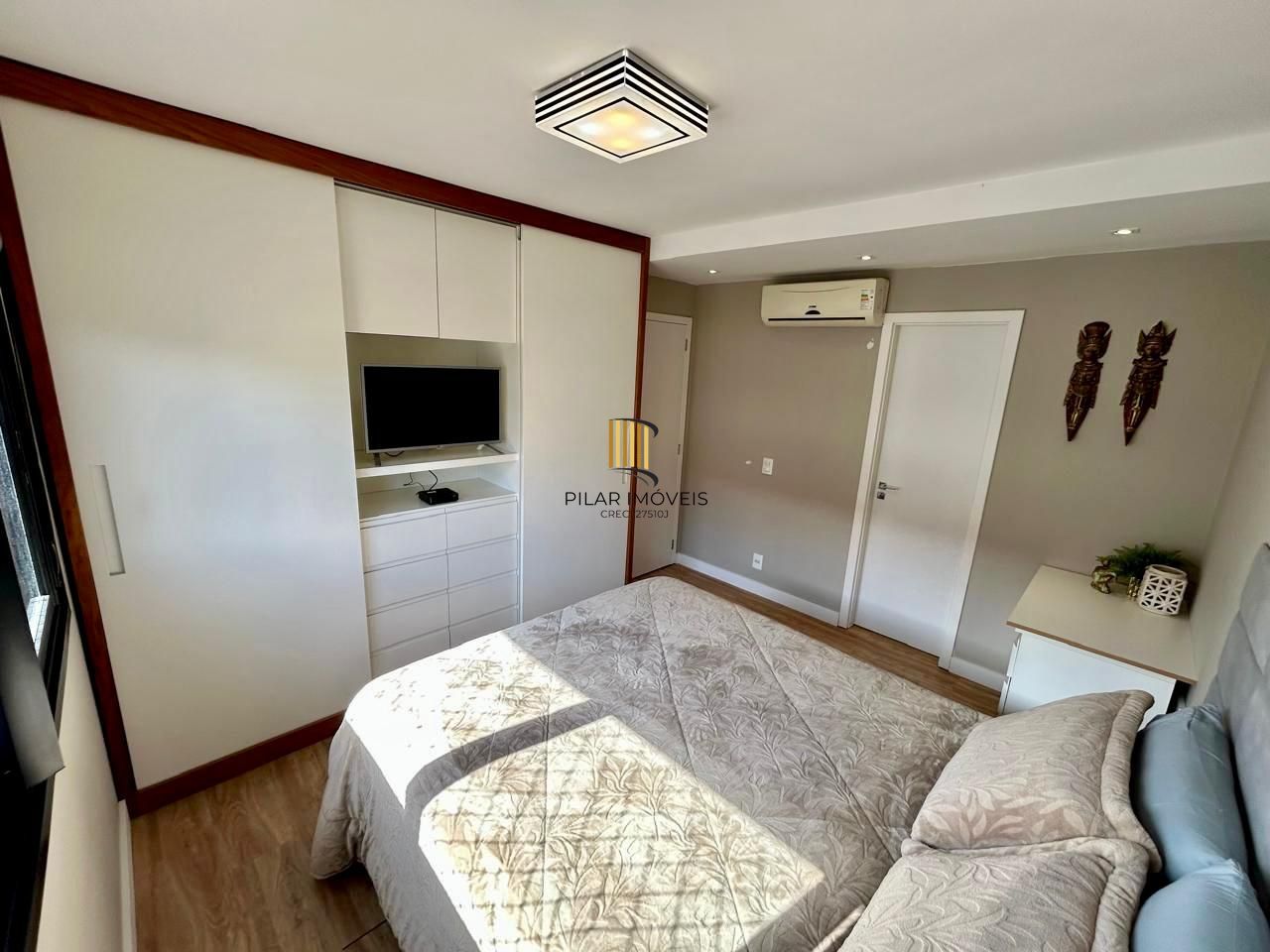 Excelente apartamento mobiliado no bairro Tristeza com 3d para comprar