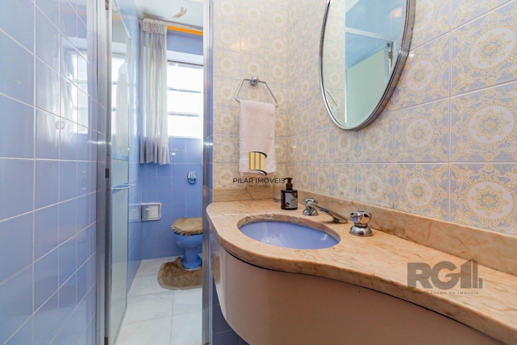 Apartamento para Comprar com 3 dormitórios com suíte e 195m² com até 4 vagas