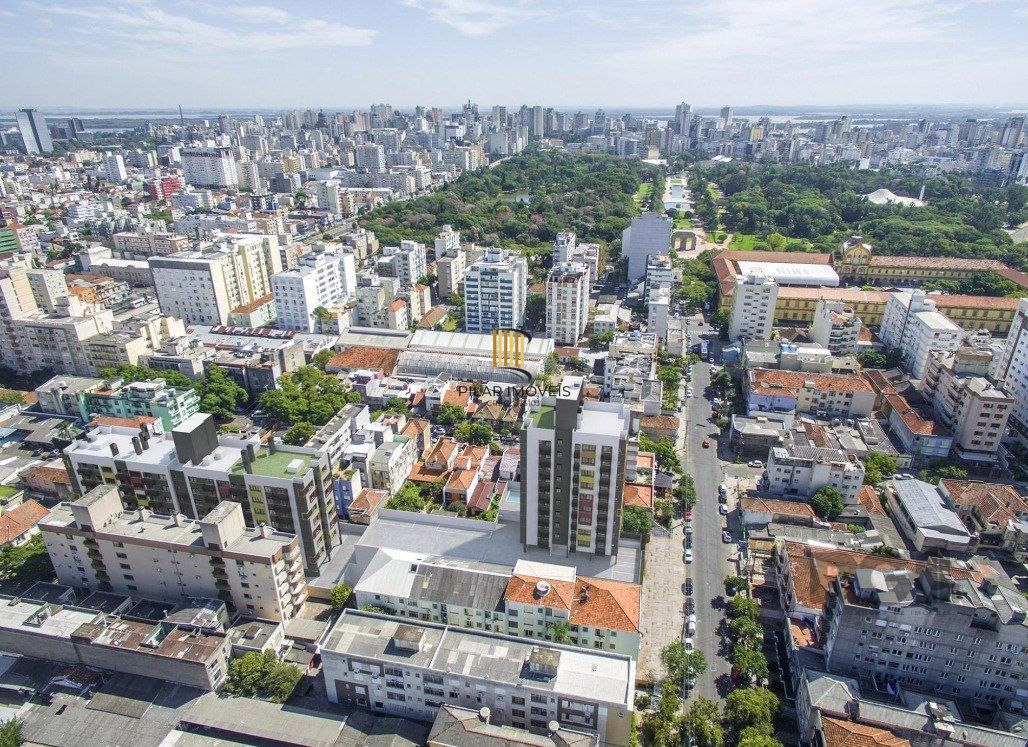 Apartamento á venda, 2 dormitórios, 2 vagas, no bairro Rio Branco, próximo à Redenção.