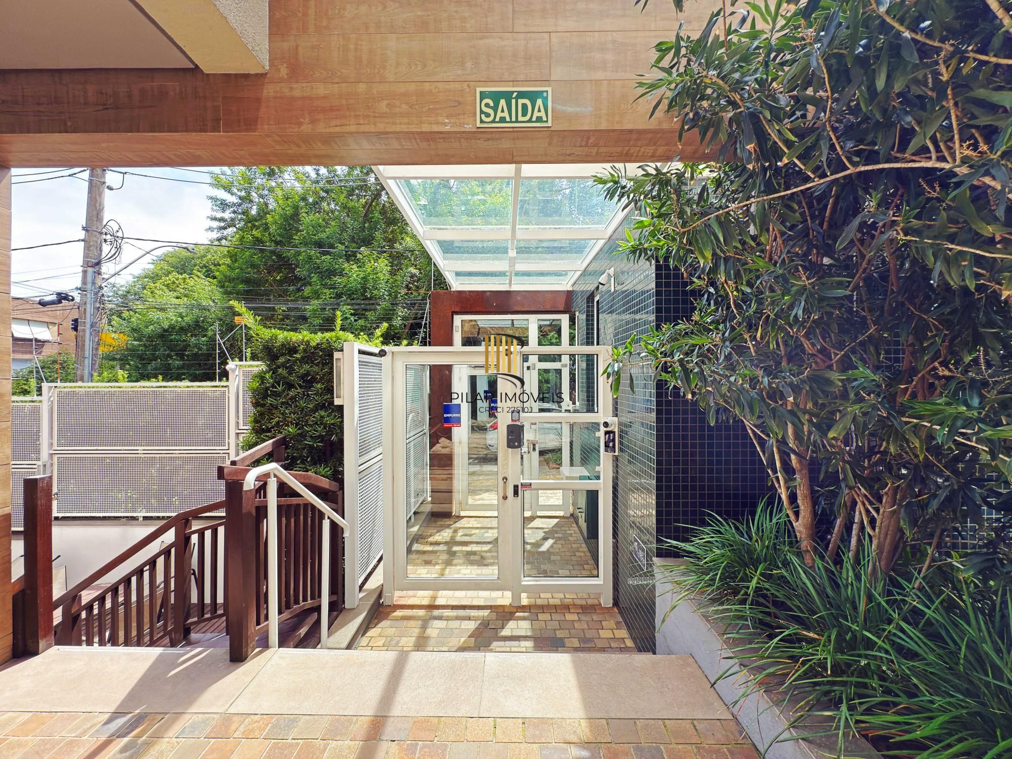 Lindo apartamento de 2 dormitórios e uma vaga de garagem