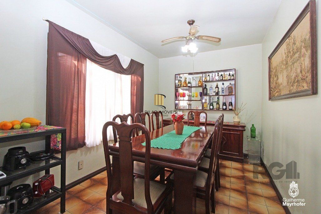 Casa de 250m² Para comprar no Bairro Mont Serrat  Por R$1.125.000,00