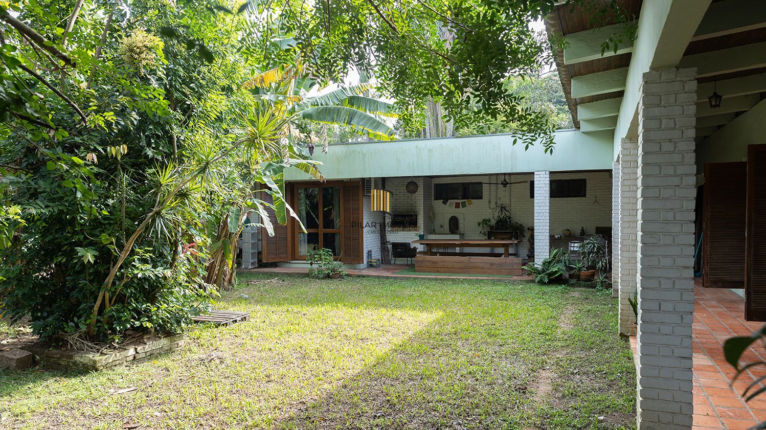 Casa 3 dormitórios no bairro Ipanema