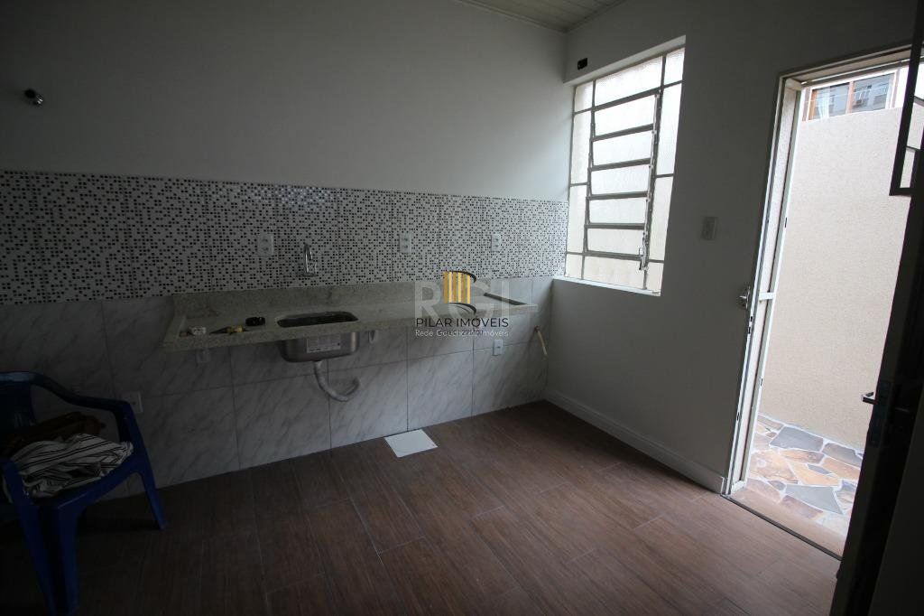 Casa com 3 Dormitórios Para comprar  250 m² - Petrópolis - Porto Alegre/R