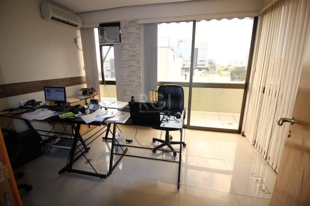 Conjunto, 160 m² Para comprar Por R$1.150.000,00 Auxiliadora - Porto Alegre/RS