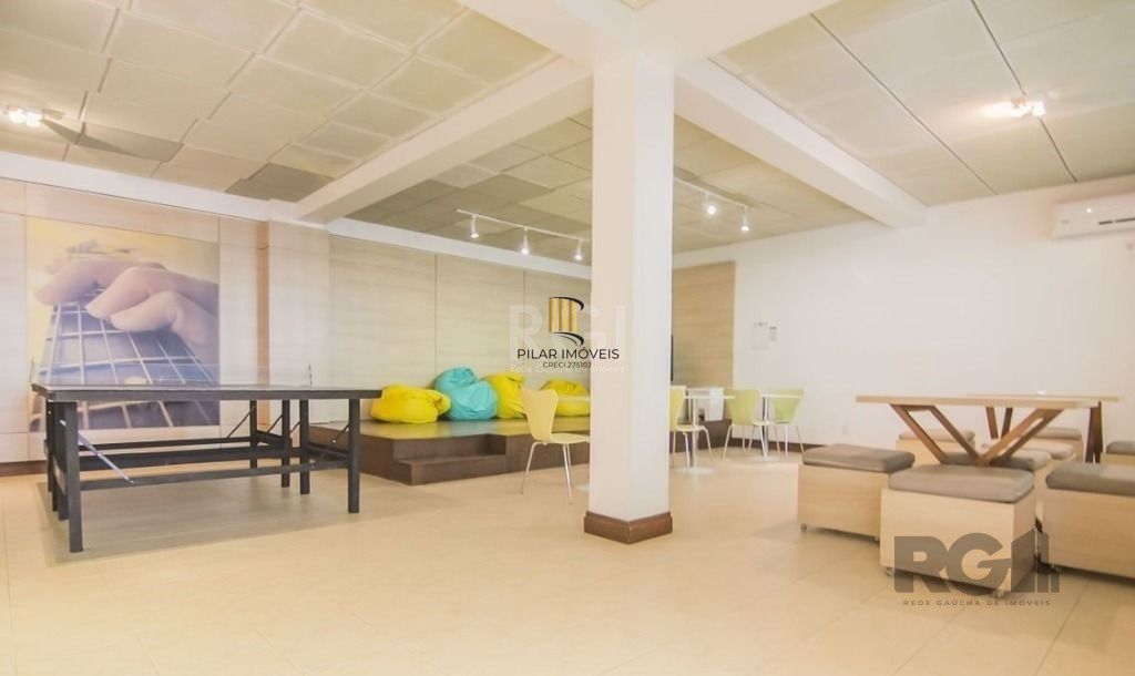 vende exelente casa com 442m² , 4 dormitórios Suíte, garagem para 4 carros
