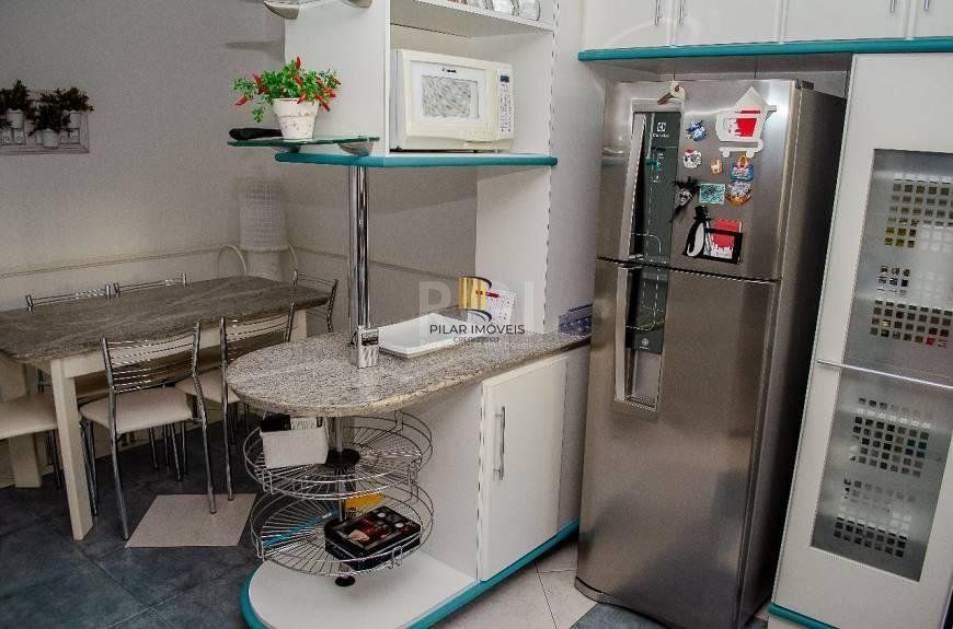 Casa com 5 dormitórios, 550 m² - para Comprar  -Vila Jardim - Porto Alegre/RS