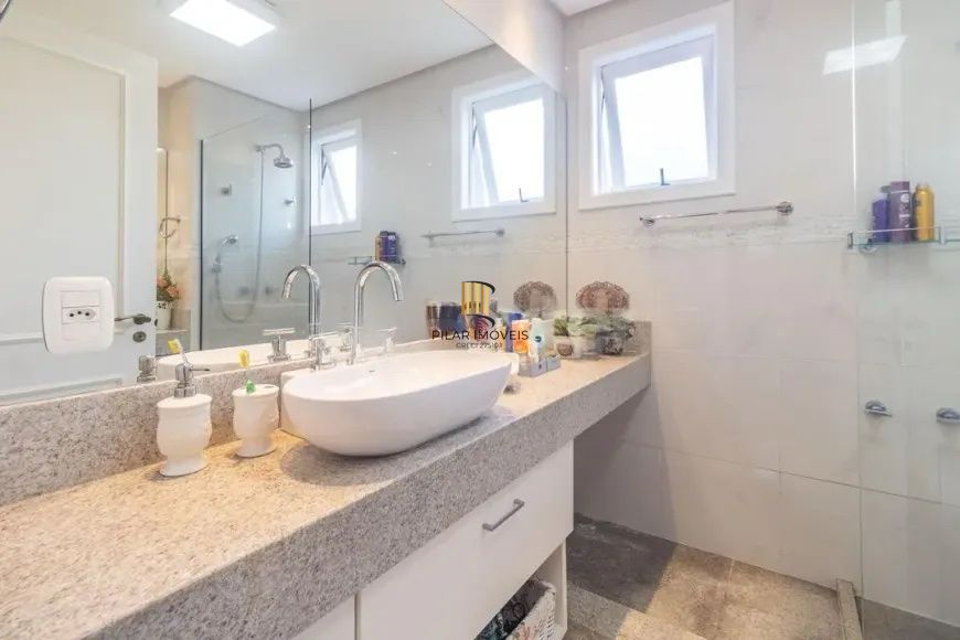 Casa em condomínio Alto Padrão 357m2