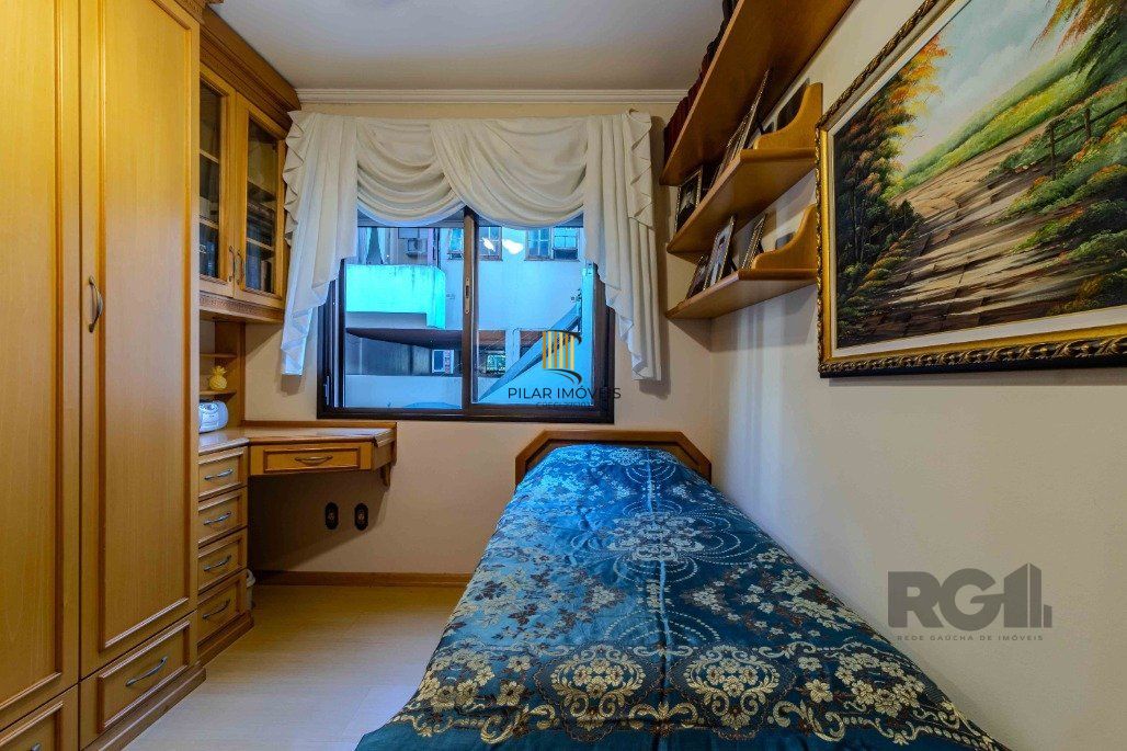 Apartamento 3 dormitórios e 2 vagas no Petrópolis, pertinho da Encol