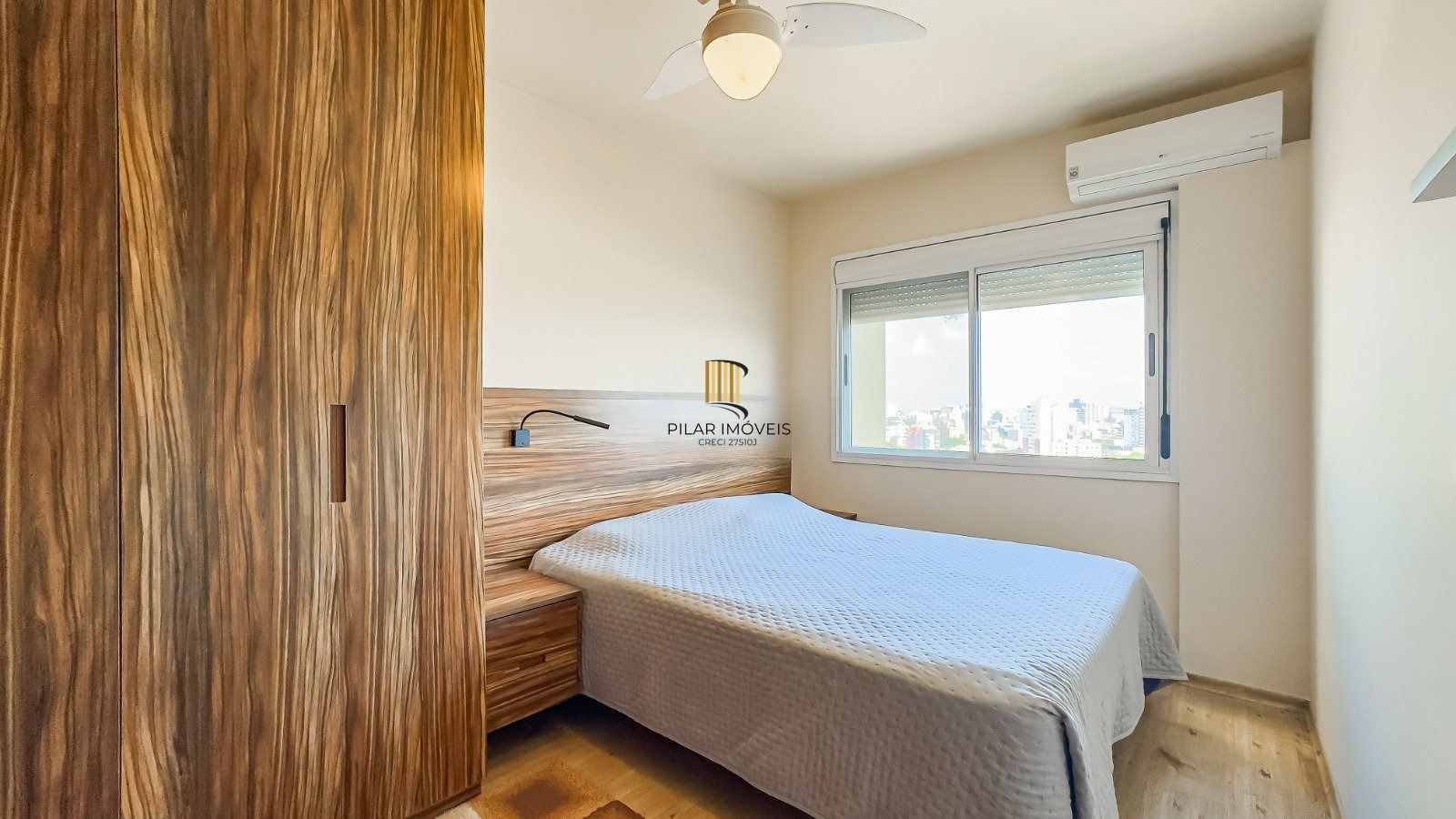 Apartamento totalmente mobiliado com 65m² no bairro Petrópolis!