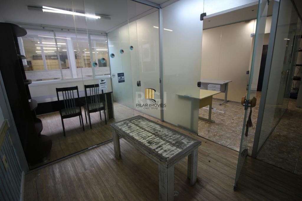 Conjunto Para Comprar 54,97 m² Por R$ 320.000,00 - Moinhos de Vento - Porto Alegre/RS