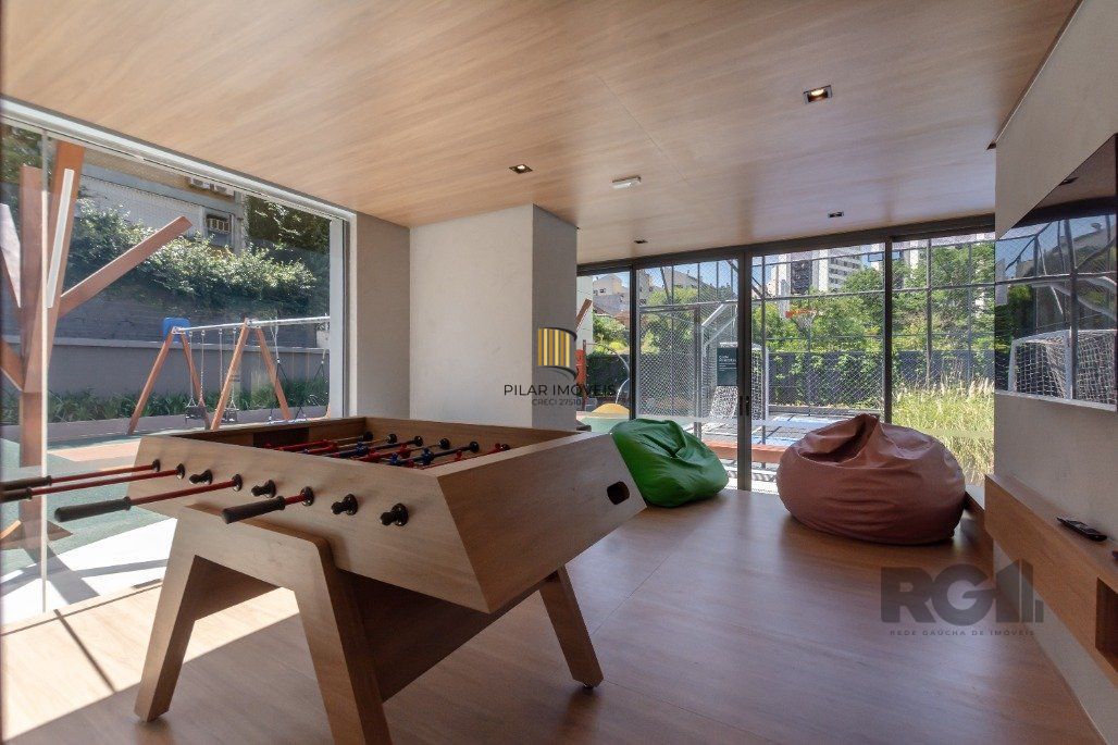 Apartamento 3 dorms. no Jardim Botânico, com infra completa e 2 vagas separadas