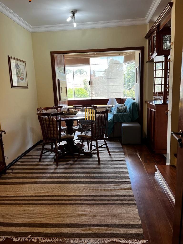 Cobertura duplex com 2 suítes e uma vaga para Comprar em Gramado.