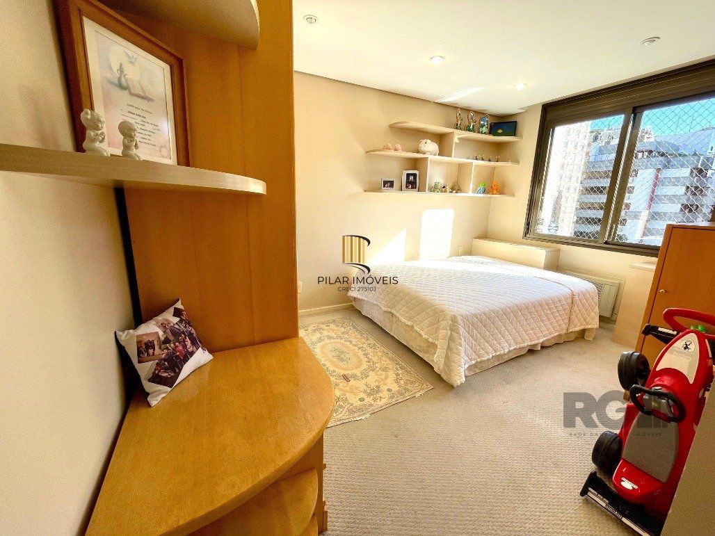 Ótimo apartamento com 3 dormitórios e 2 vagas em localização estratégica!