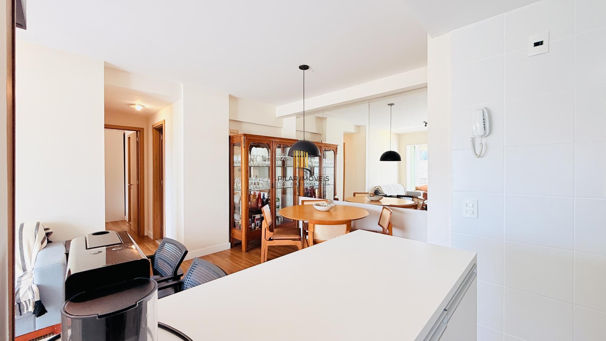 Excelente apartamento a venda com 2 dormitórios no bairro Passo d areia.