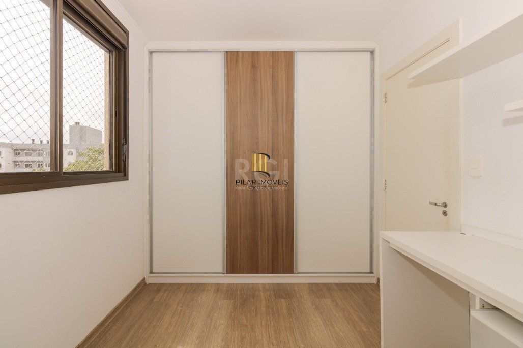 Apartamento de 3 dormitórios Para comprar no bairro Cristo Redentor