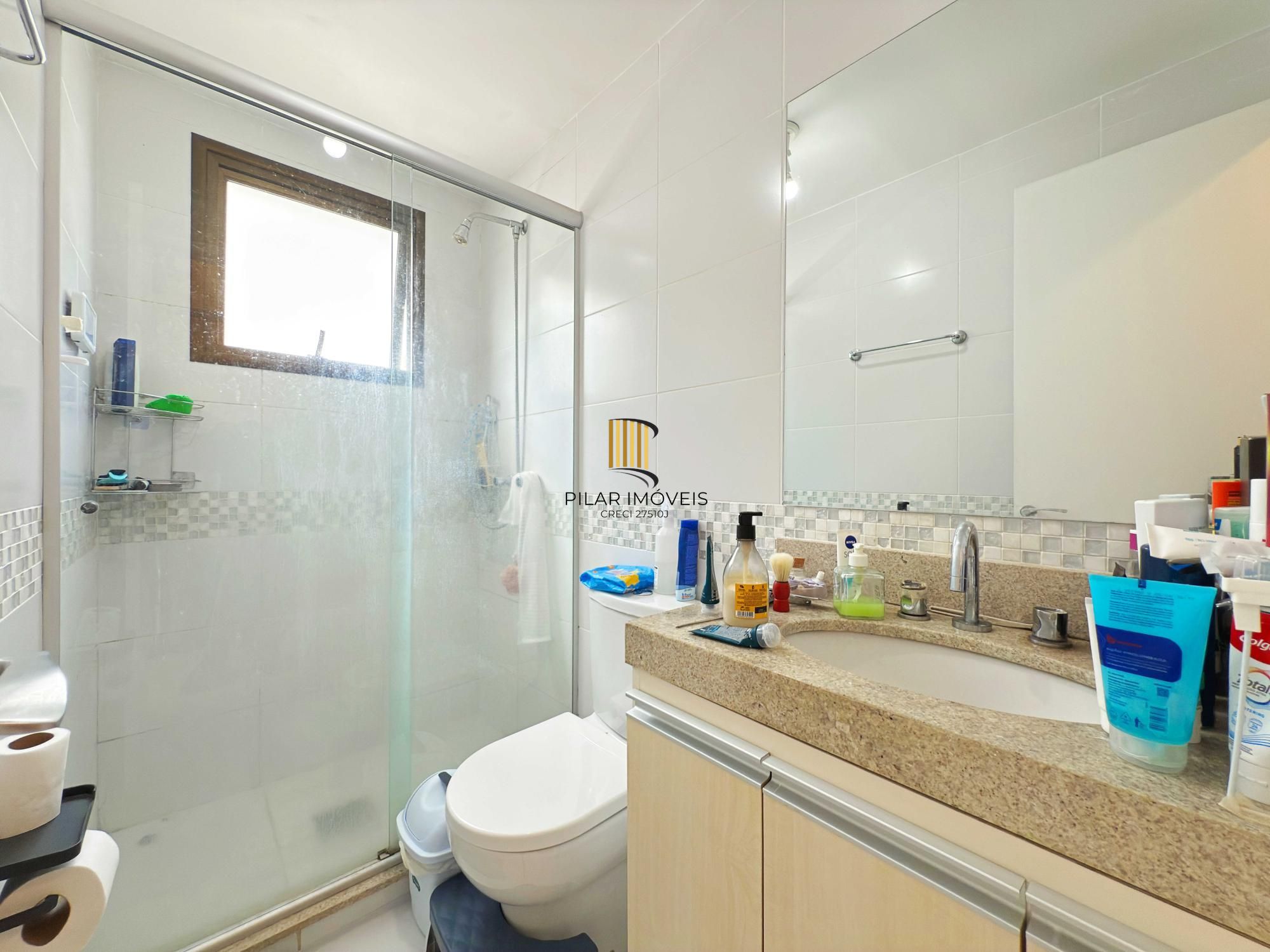 Lindo apartamento de 2 dormitórios e uma vaga de garagem