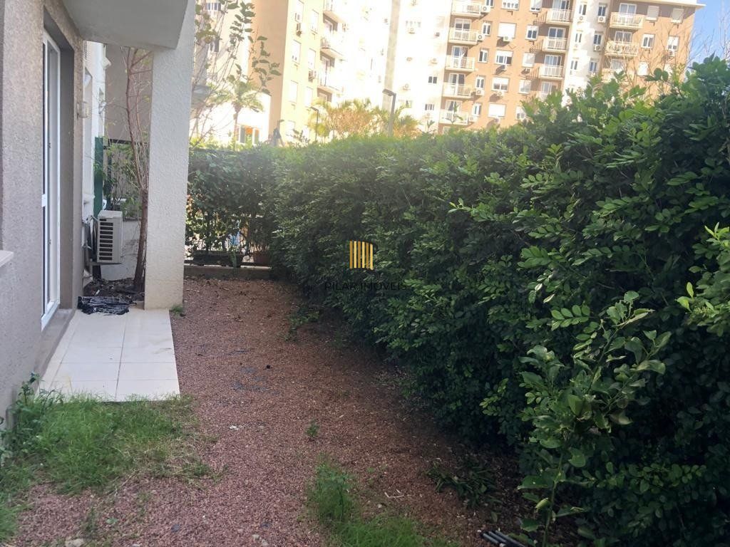 vende Apartamento Garden semi- mobiliado, com 114m², R$589.000,00, 3 dormitórios, 1 suíte, com pátio,1 box