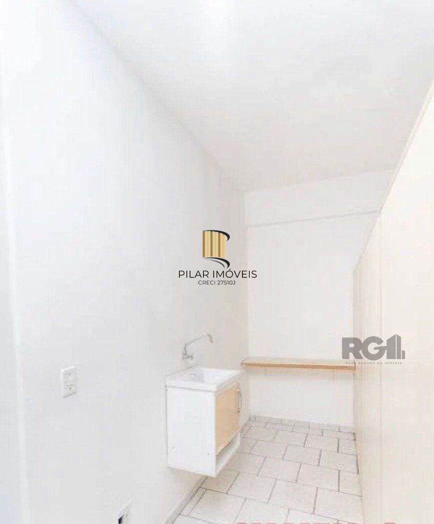 Sala comercial para comprar com ótima iluminação