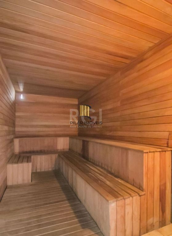 Casa Para Comprar  em condomínio com 5 quartos e 4 vagas no Jardim Botânico