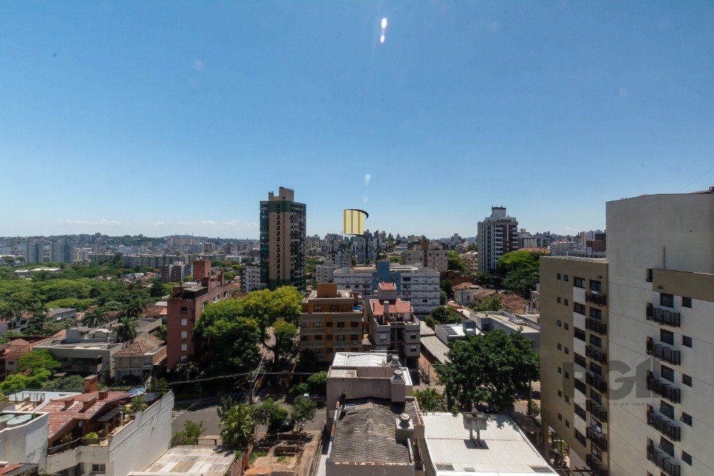 Apartamento 3 dorms. no Jardim Botânico, com infra completa e 2 vagas separadas