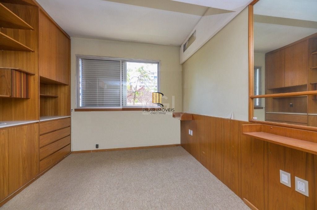 Casa com 4 dormitórios para Comprar  388 m²  - Bela Vista - Porto Alegre/RS