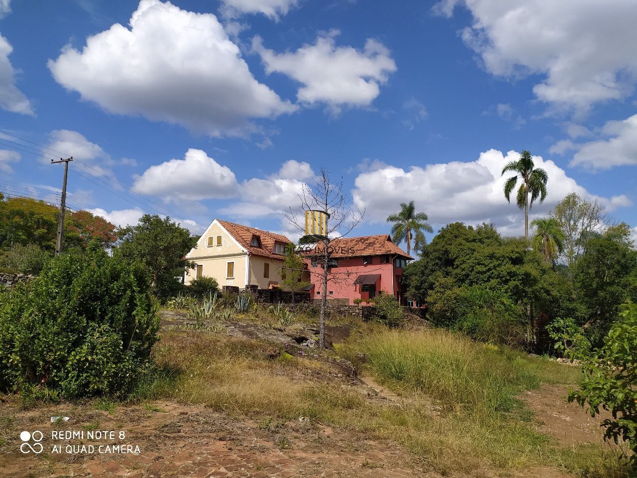Área para comprar com casas Enxaimel em Nova Petrópolis.