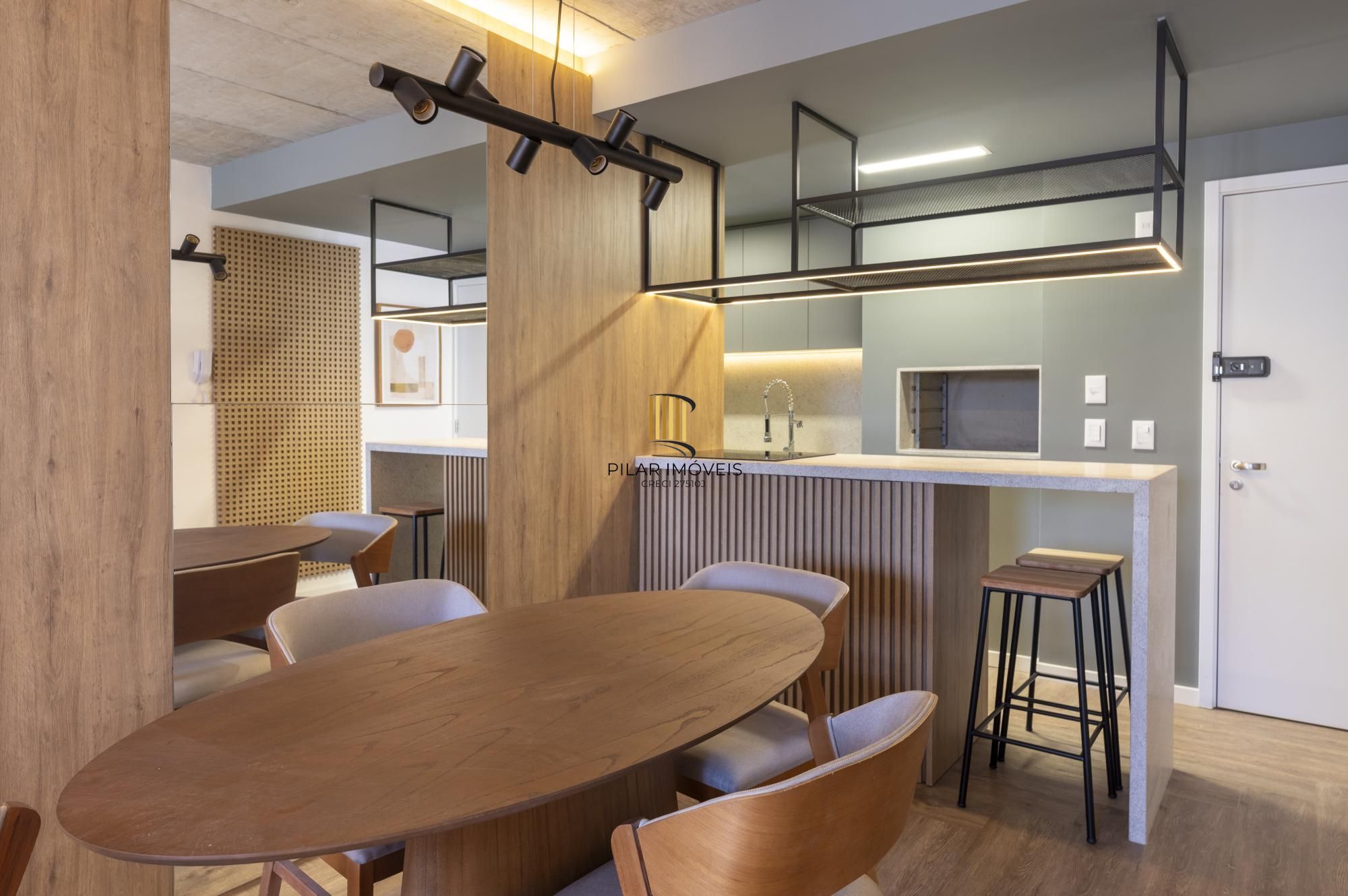 Apartamento com 67m², 2 quartos, 1 suíte, 1 vaga, no bairro Petrópolis em Porto Alegre