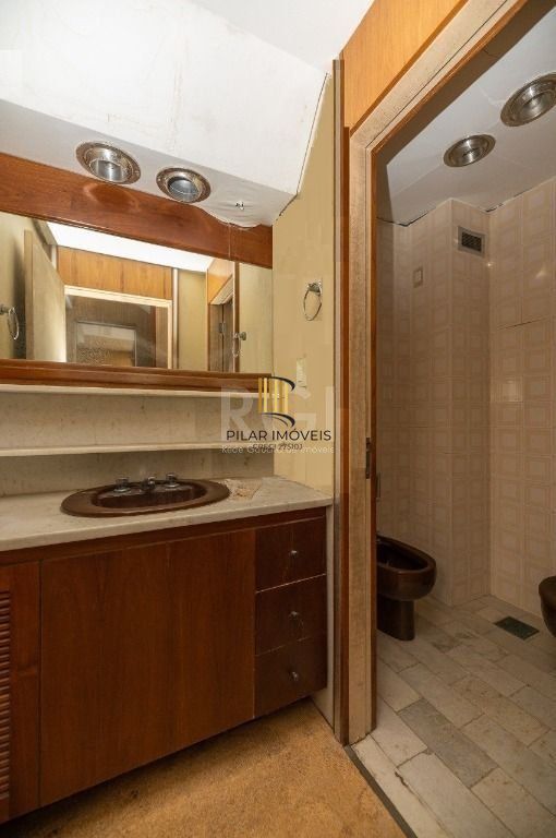 Casa com 4 dormitórios para Comprar  388 m²  - Bela Vista - Porto Alegre/RS