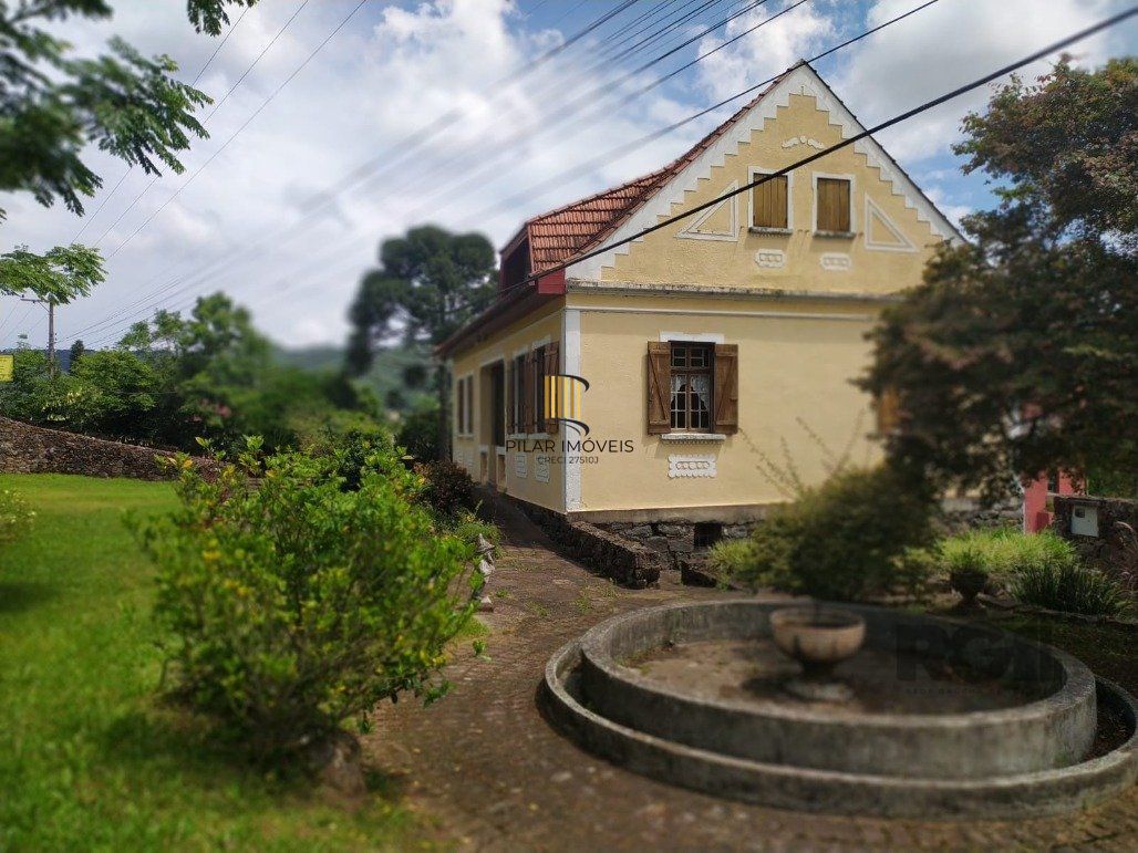 Área para comprar com casas Enxaimel em Nova Petrópolis.