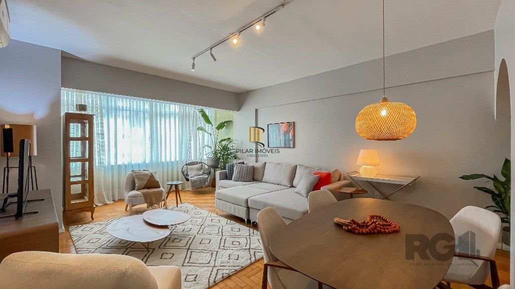 Apartamento para comprar ,  dois dormitórios, 1 vaga de garagem no Centro Histórico. - Pilar Imóveis