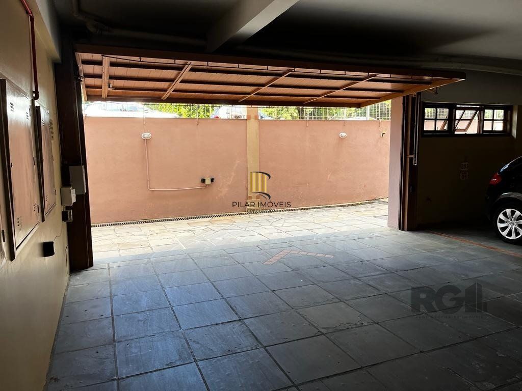 Cobertura duplex com 2 suítes e uma vaga para Comprar em Gramado.