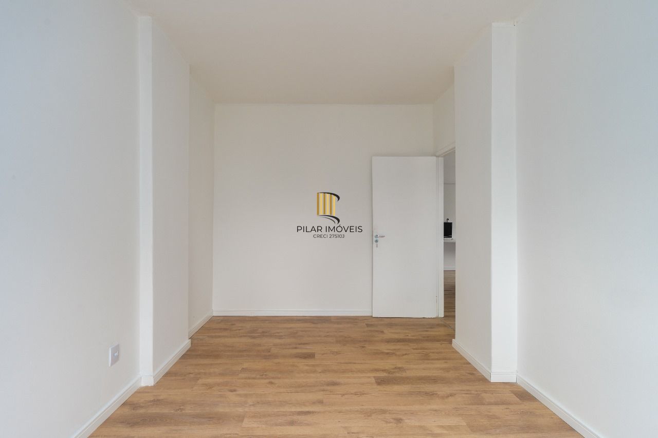 Apartamento para comprar com  68m²  no Centro Histórico