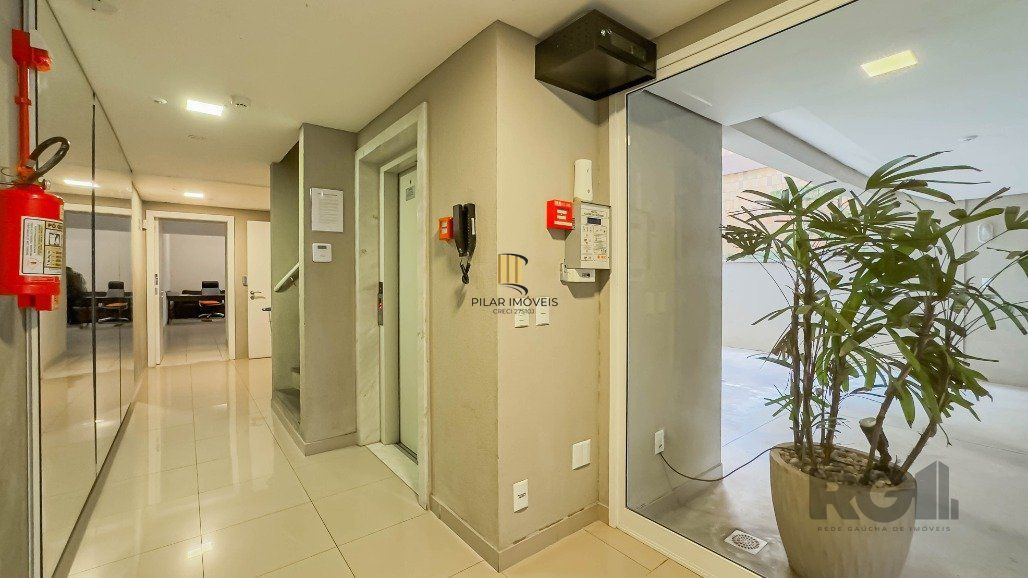 Otimo Apartamento com 2 dormitórios para Comprar, 90,15 m² - Auxiliadora - Porto Alegre/RS