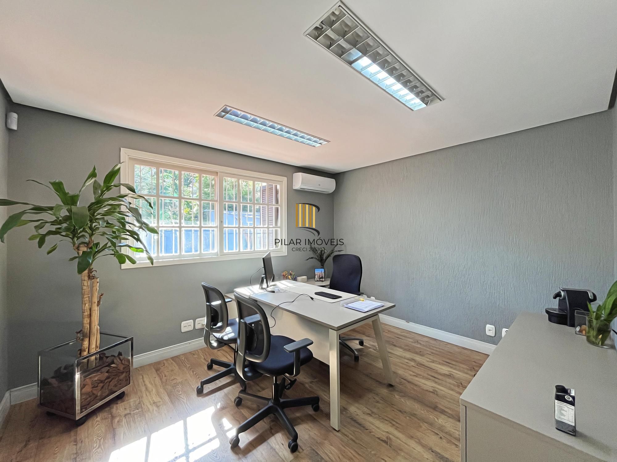 Excelente Casa comercial para comprar com 250m² na Avenida Palmeira