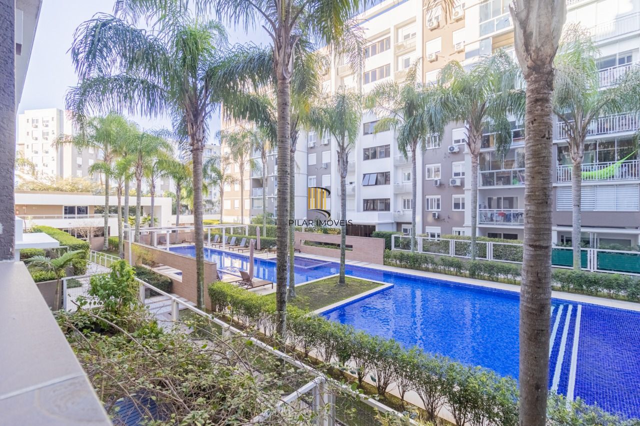 3 Dormitórios com Suíte | 90m² | Lareira e Churrasqueira | Bravo Melnick