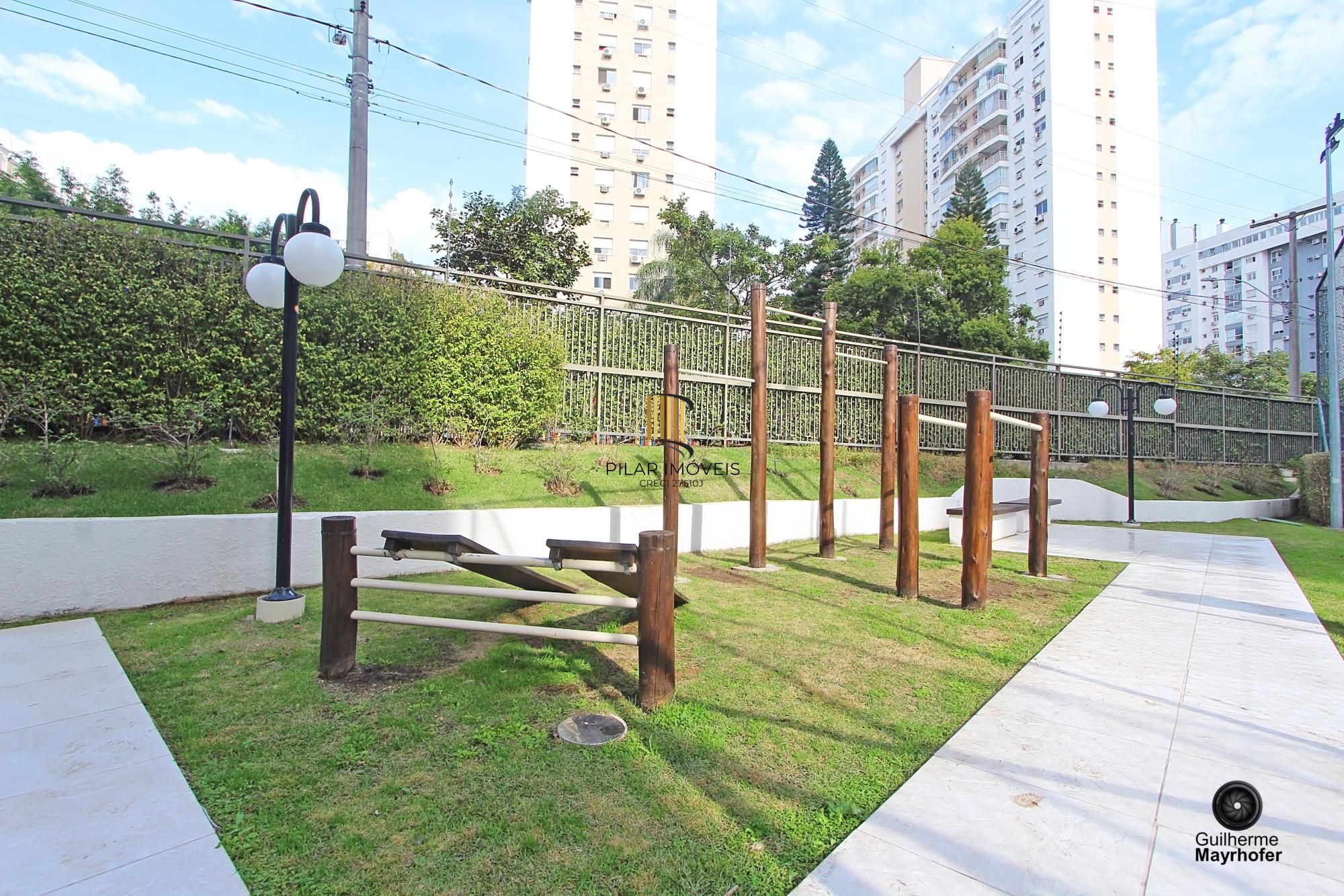 Excelente apartamento a venda com 2 dormitórios no bairro Passo d areia.