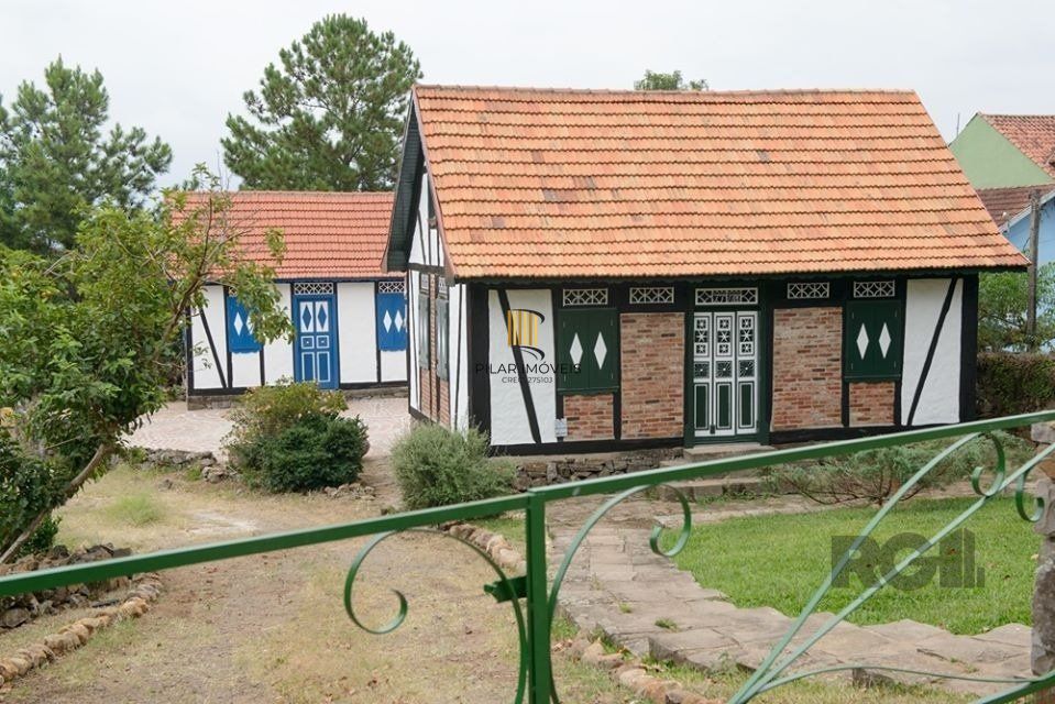 Área para comprar com casas Enxaimel em Nova Petrópolis.