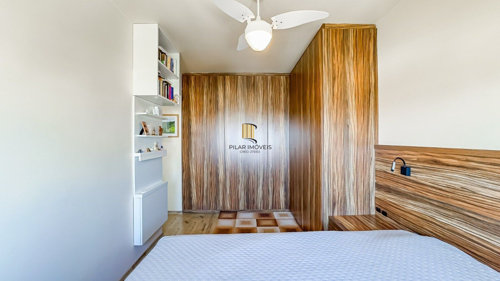 Apartamento totalmente mobiliado com 65m² no bairro Petrópolis!